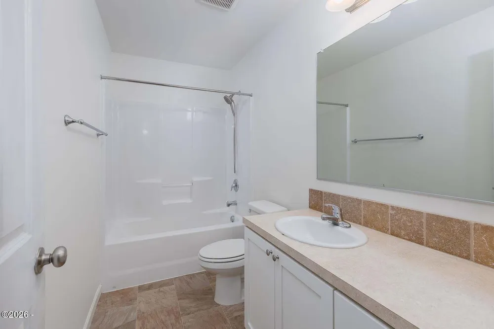 1325 SW Chad Dr, Waldport, OR 97394