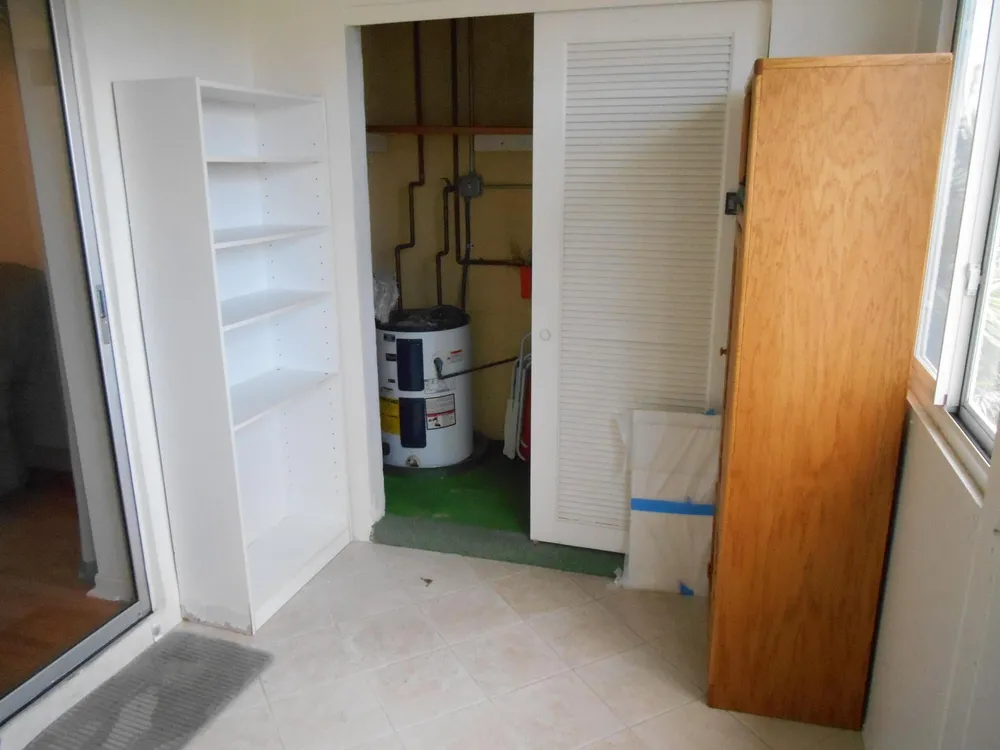 2615 NE 1st Ct, Boynton Beach, FL 33435