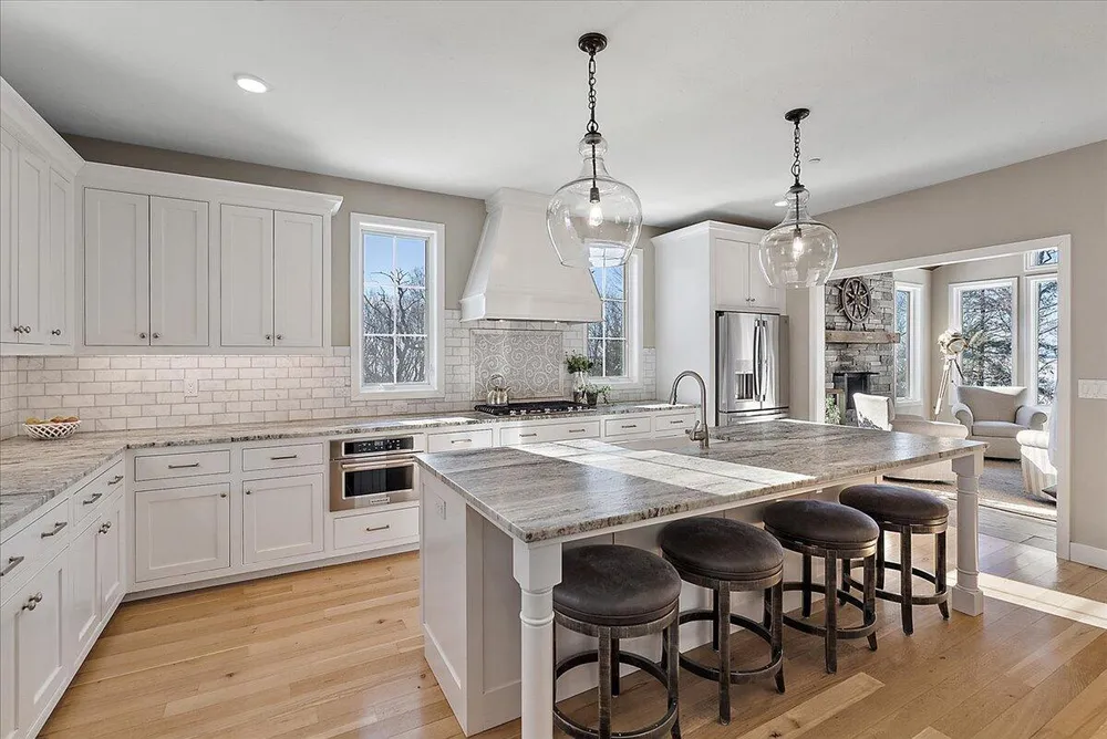 690 Dunegrass Circle Dr, Saugatuck, MI 49453