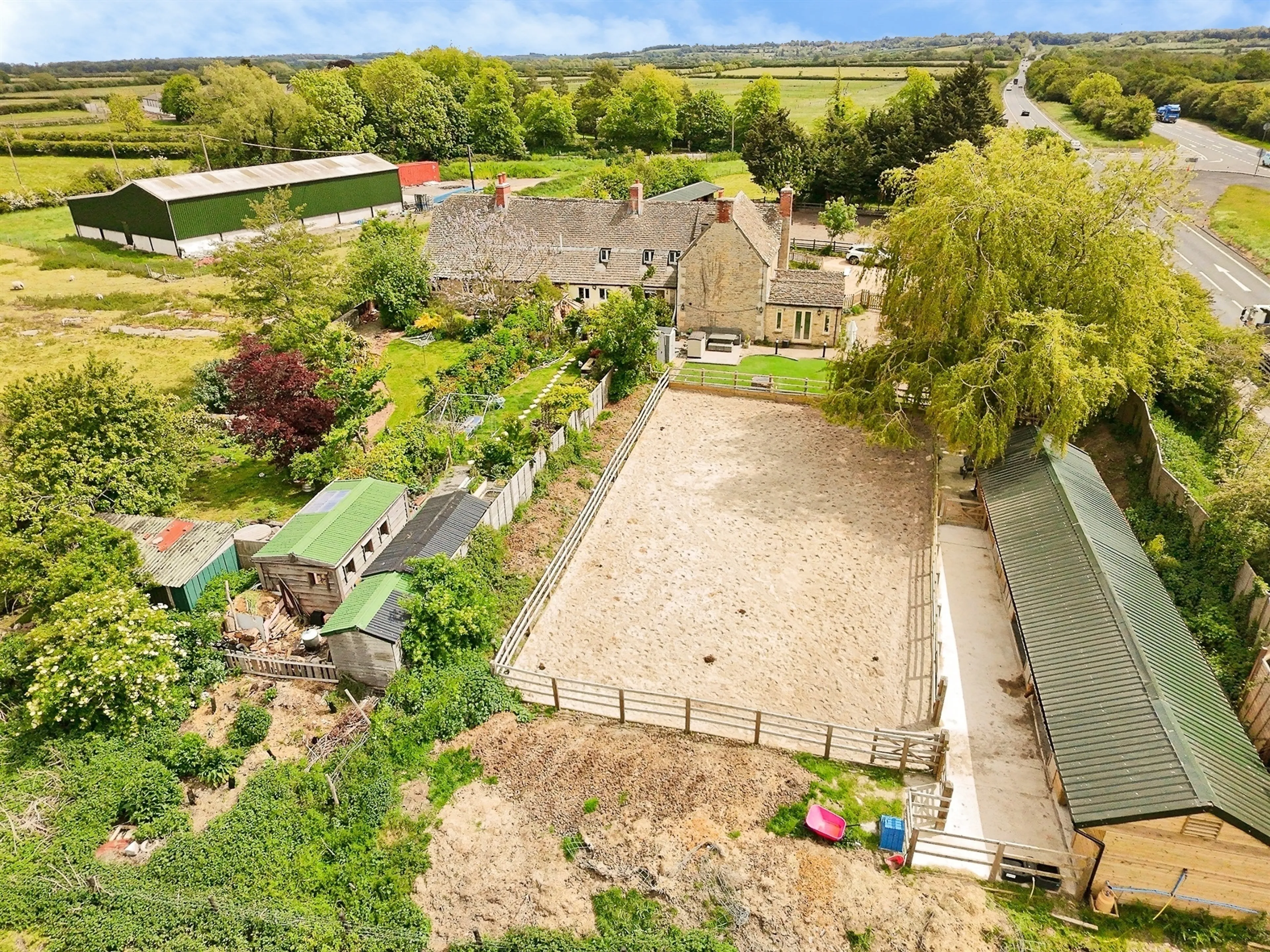 Property at Seven Bridges Cottages, Water Eaton, Swindon
