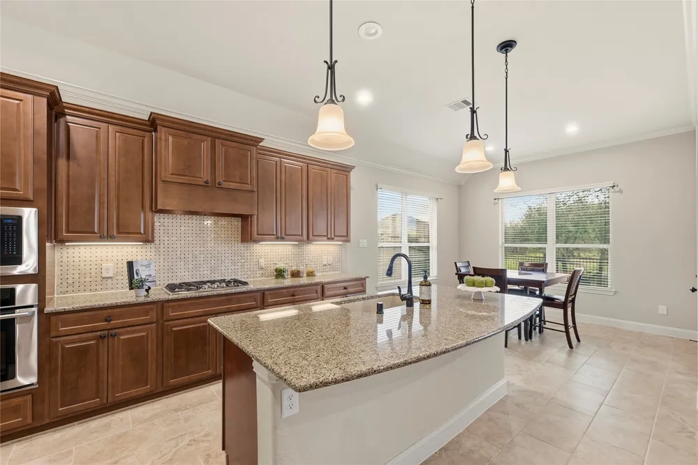 5811 Green Meadows Ln, Katy, TX 77493