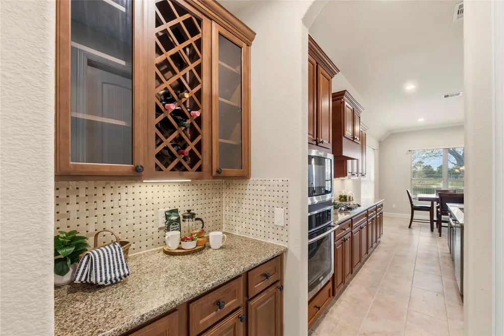 5811 Green Meadows Ln, Katy, TX 77493