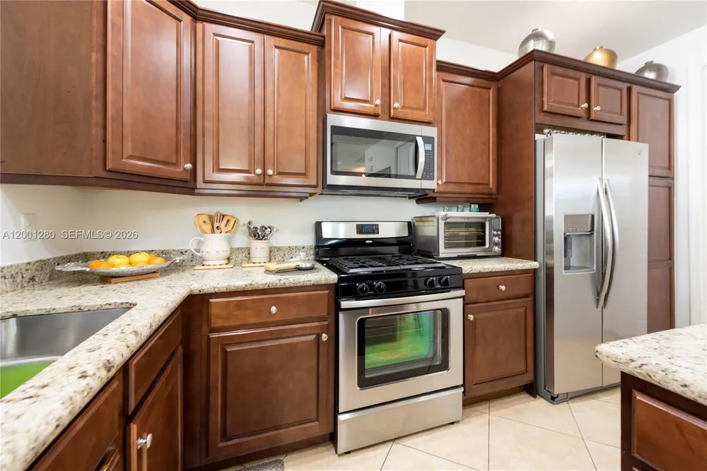 3301 NW 125th Ave, Sunrise, FL 33323