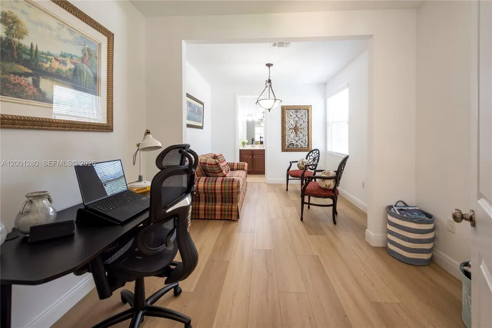 3301 NW 125th Ave, Sunrise, FL 33323