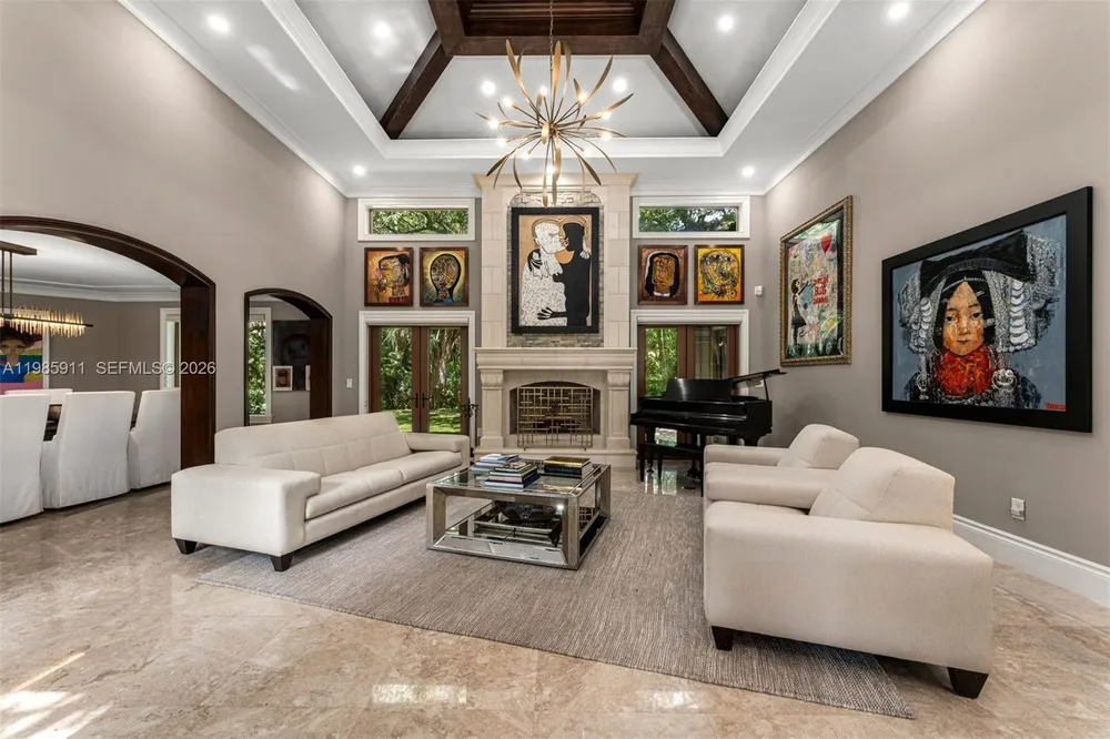 6201 SW 96th St, Pinecrest, FL 33156