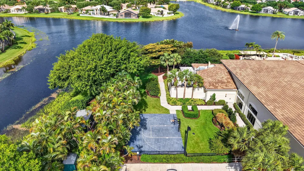 8198 Azure Coast Blvd, Lake Worth, FL 33467