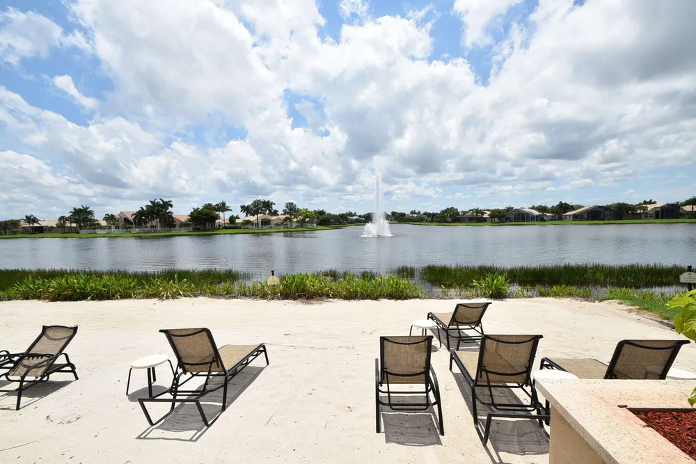 8198 Azure Coast Blvd, Lake Worth, FL 33467