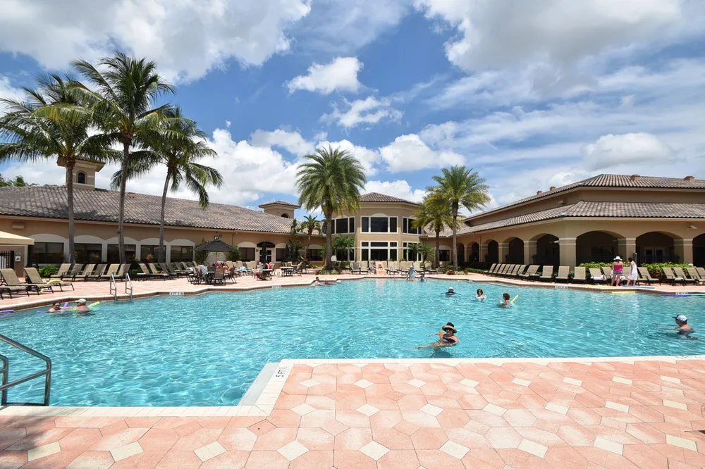 8198 Azure Coast Blvd, Lake Worth, FL 33467