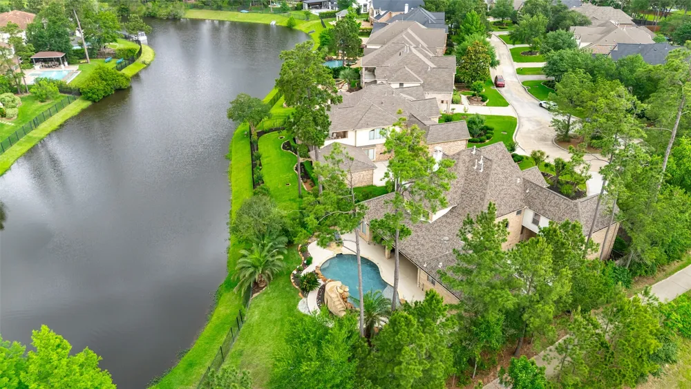 3 Mosaic Point Pl, Spring, TX 77389