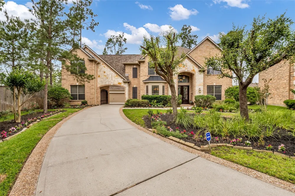3 Mosaic Point Pl, Spring, TX 77389