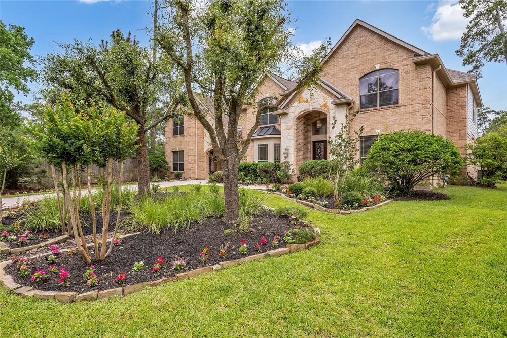 3 Mosaic Point Pl, Spring, TX 77389