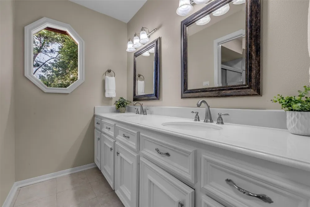 6415 Bayonne Dr, Spring, TX 77389