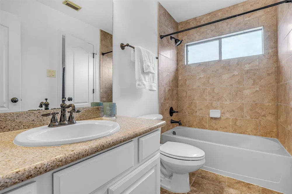 3 Mosaic Point Pl, Spring, TX 77389