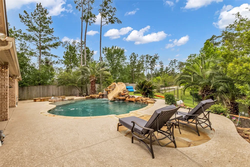 3 Mosaic Point Pl, Spring, TX 77389