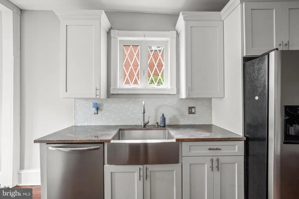 5930 Pulaski Ave, Philadelphia, PA 19144