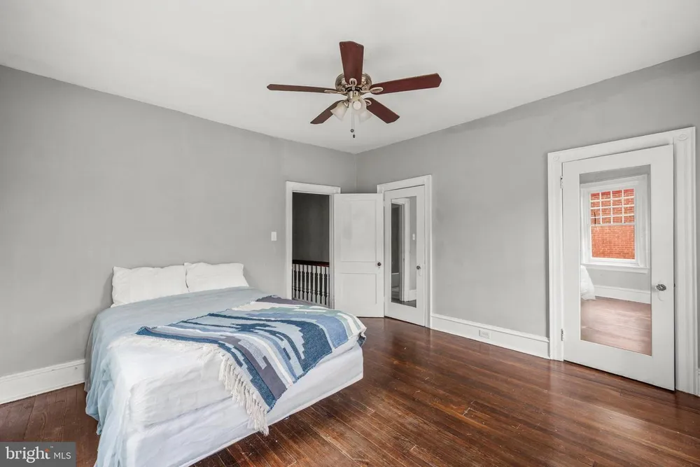 5930 Pulaski Ave, Philadelphia, PA 19144