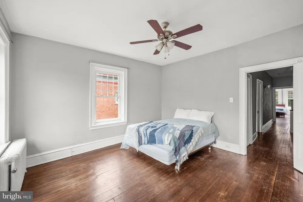 5930 Pulaski Ave, Philadelphia, PA 19144