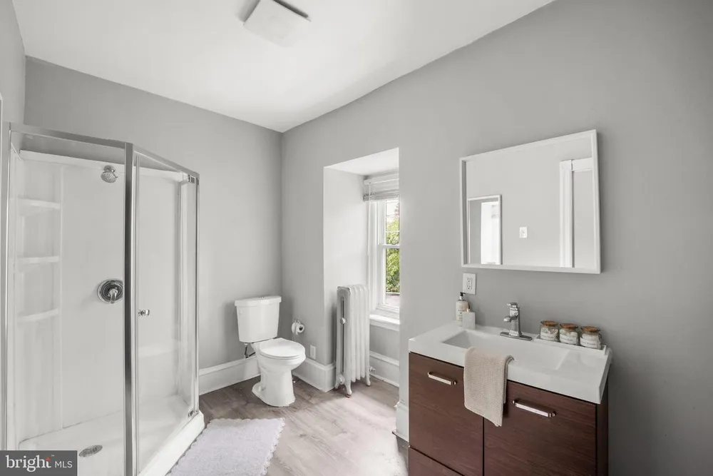 5930 Pulaski Ave, Philadelphia, PA 19144