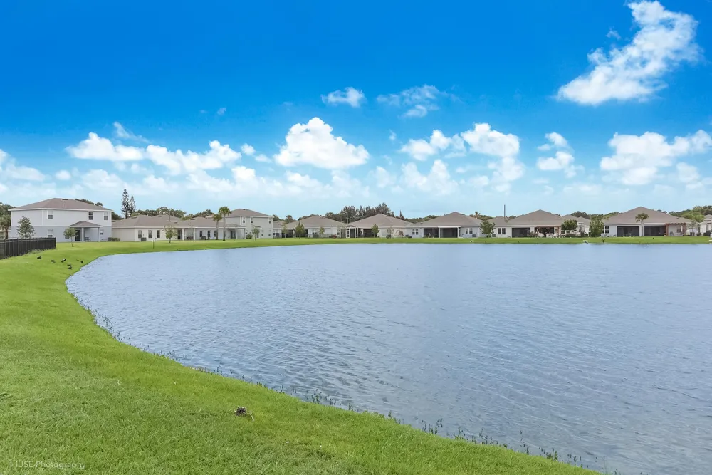 423 Acai Ln, Fort Pierce, FL 34981