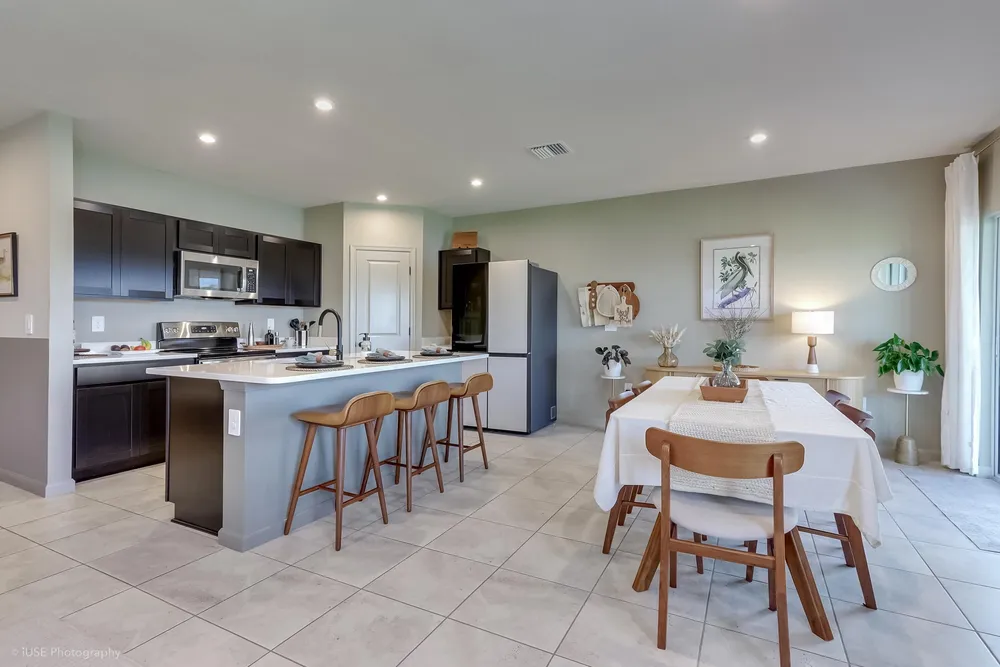 423 Acai Ln, Fort Pierce, FL 34981