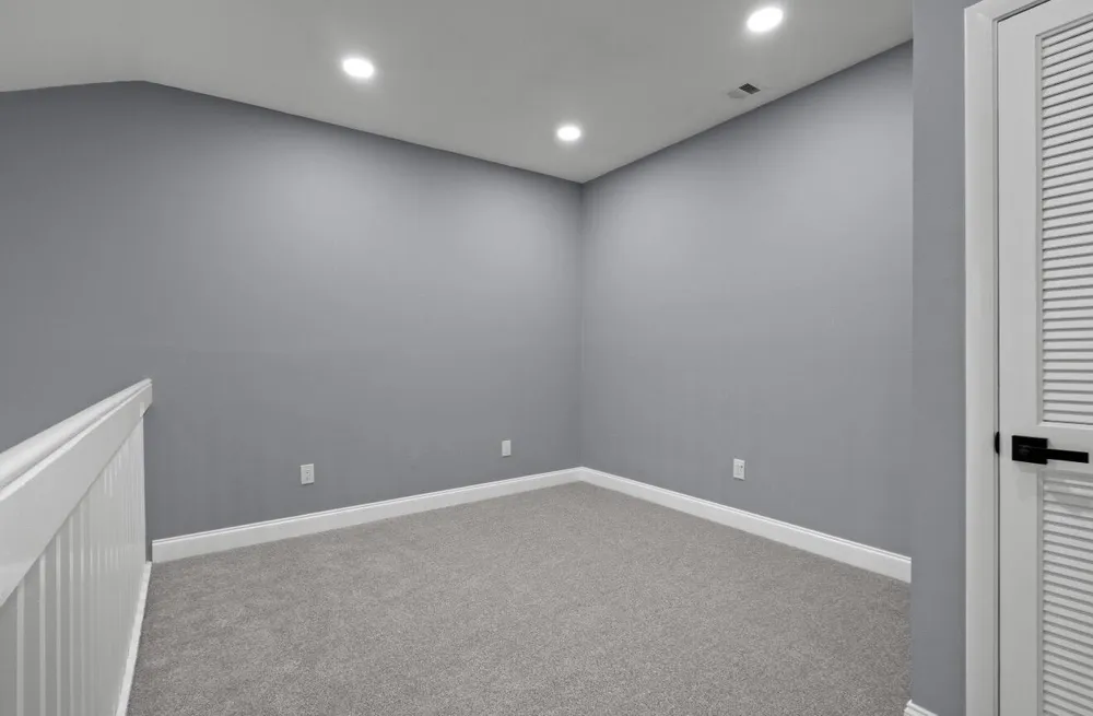 7125 Sportsmans Dr, North Lauderdale, FL 33068