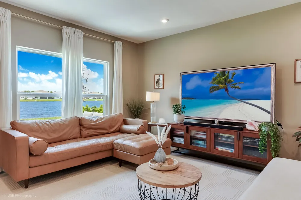 423 Acai Ln, Fort Pierce, FL 34981