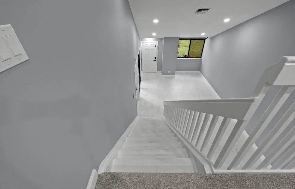 7125 Sportsmans Dr, North Lauderdale, FL 33068