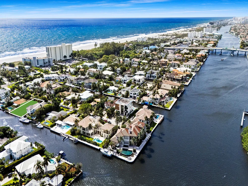 1027 Lewis Cove, Delray Beach, FL 33483