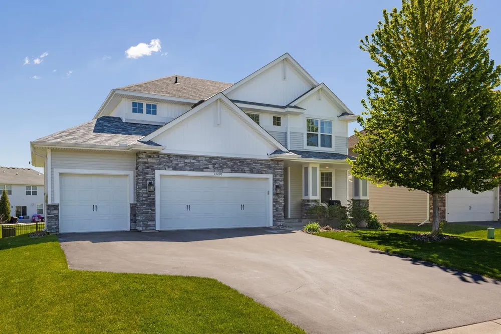 14290 Aldborough Ave, Rosemount, MN 55068
