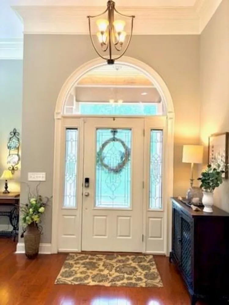 71 Greystone Ct, Smiths Station, AL 36877