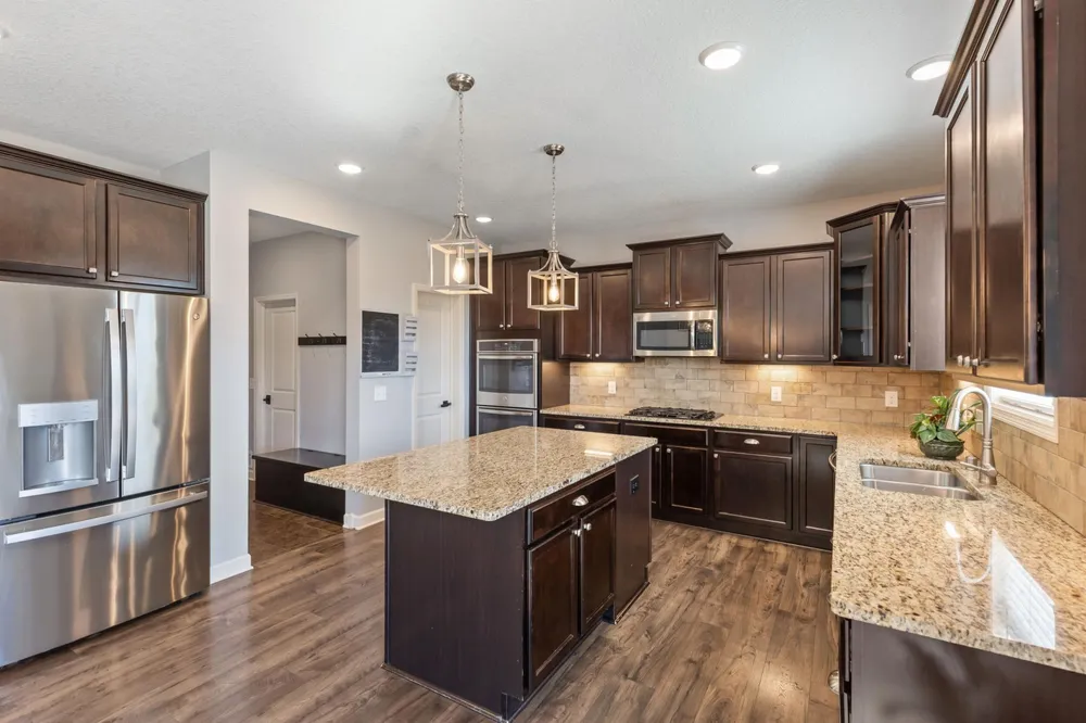 14290 Aldborough Ave, Rosemount, MN 55068