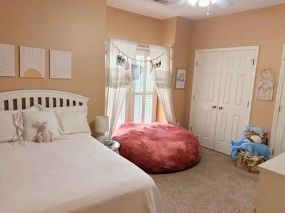 71 Greystone Ct, Smiths Station, AL 36877