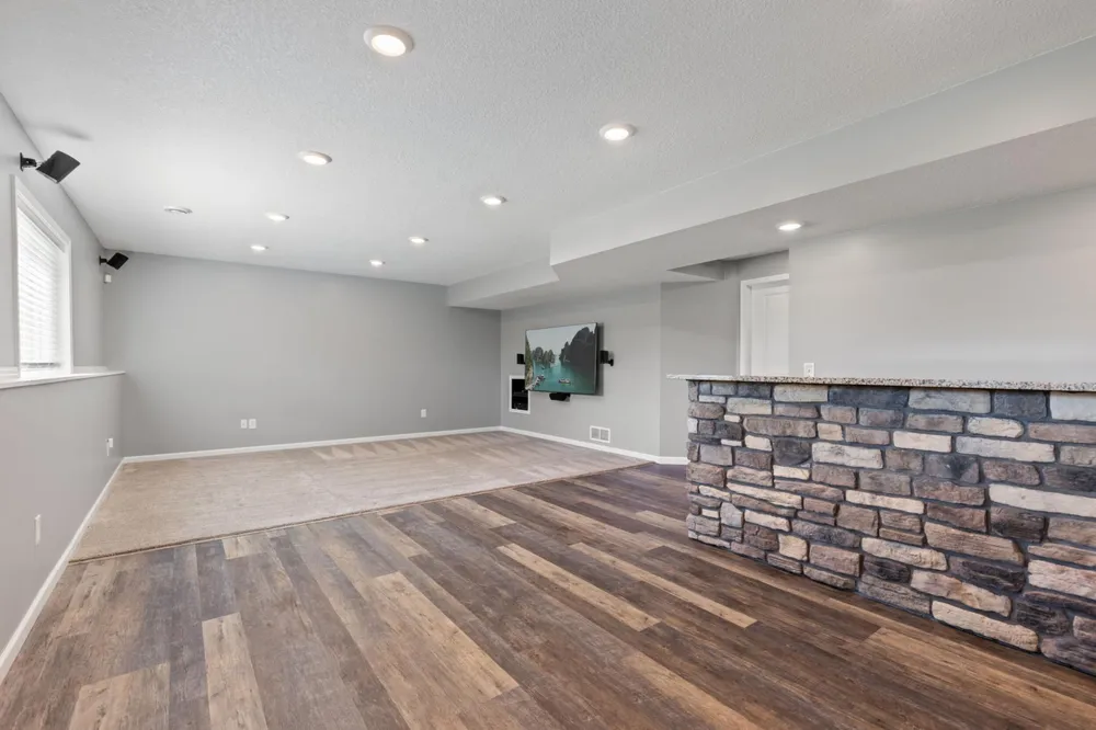 14290 Aldborough Ave, Rosemount, MN 55068