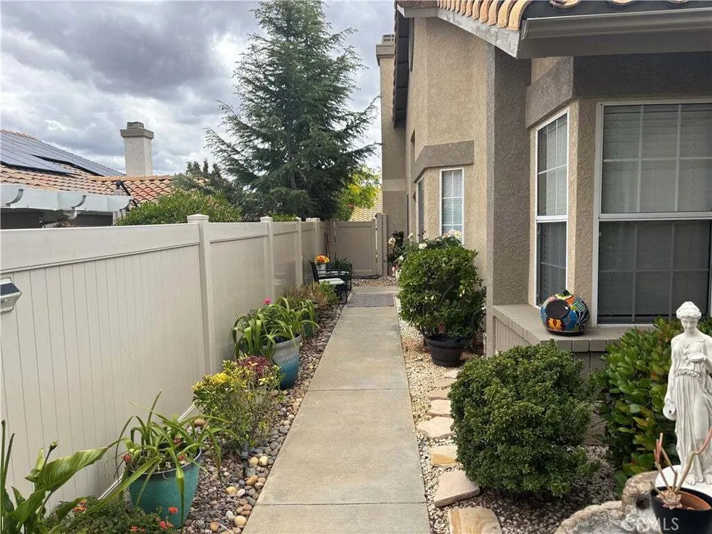 6340 Colonial Ave, Banning, CA 92220