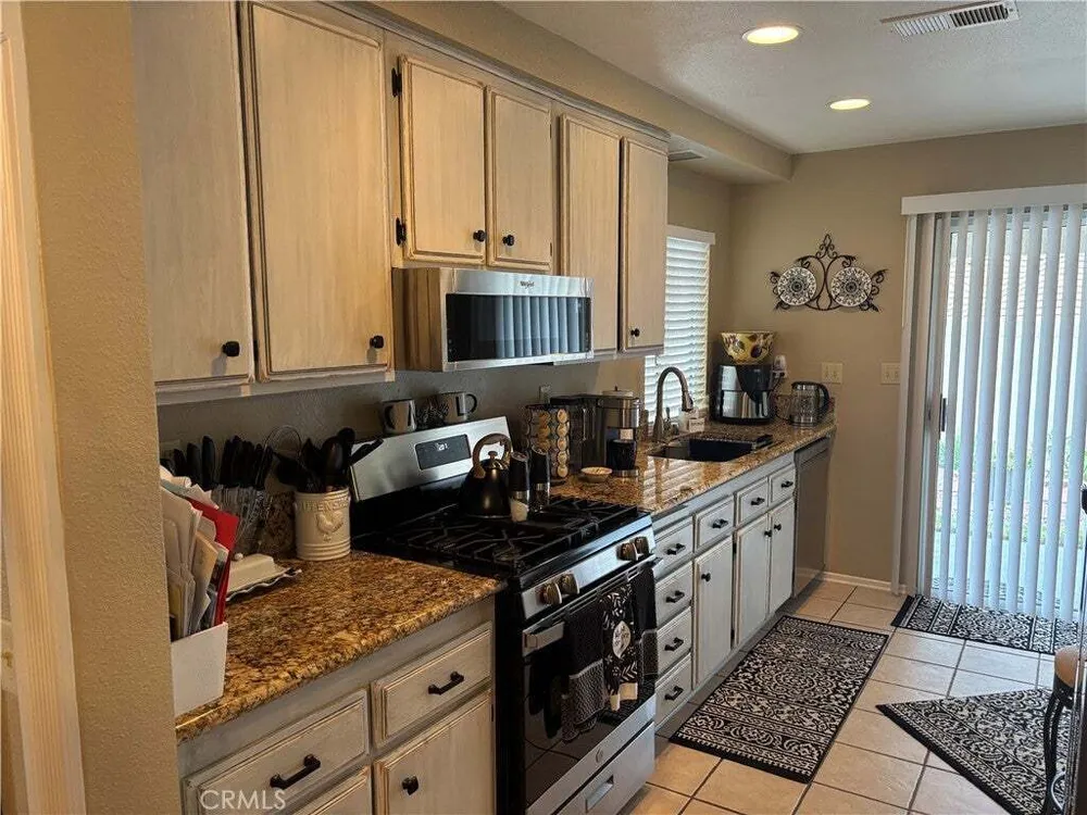 6340 Colonial Ave, Banning, CA 92220