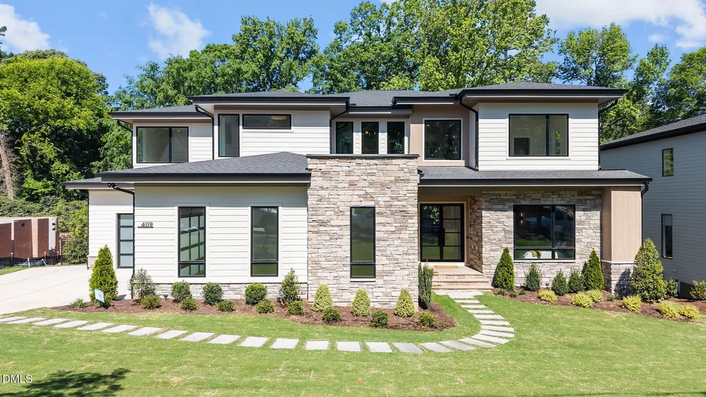 4119 Rockingham Dr, Raleigh, NC 27609