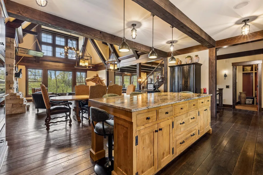 1610 Locust Hills Pl, Wayzata, MN 55391