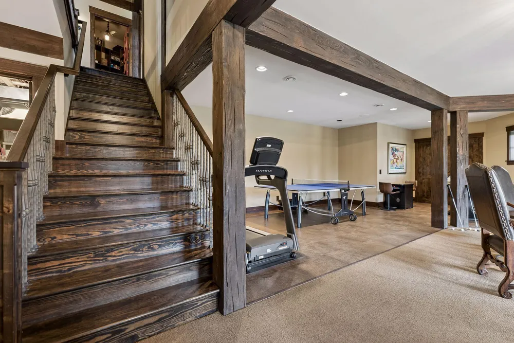 1610 Locust Hills Pl, Wayzata, MN 55391