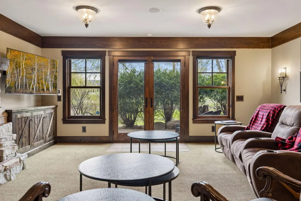 1610 Locust Hills Pl, Wayzata, MN 55391