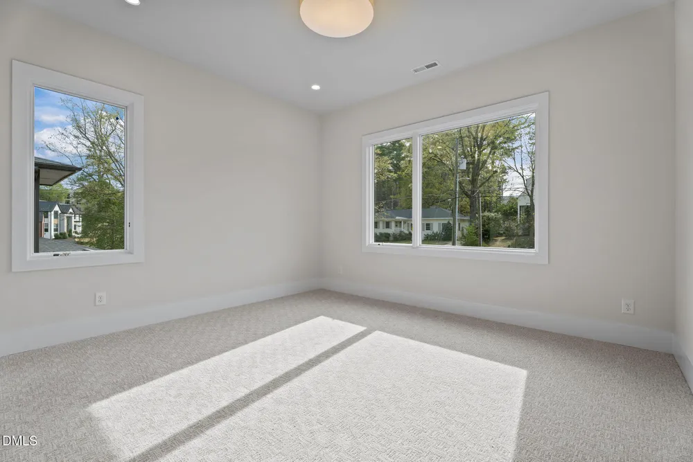 4119 Rockingham Dr, Raleigh, NC 27609