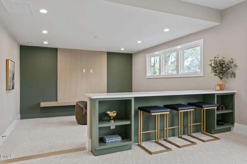 4119 Rockingham Dr, Raleigh, NC 27609