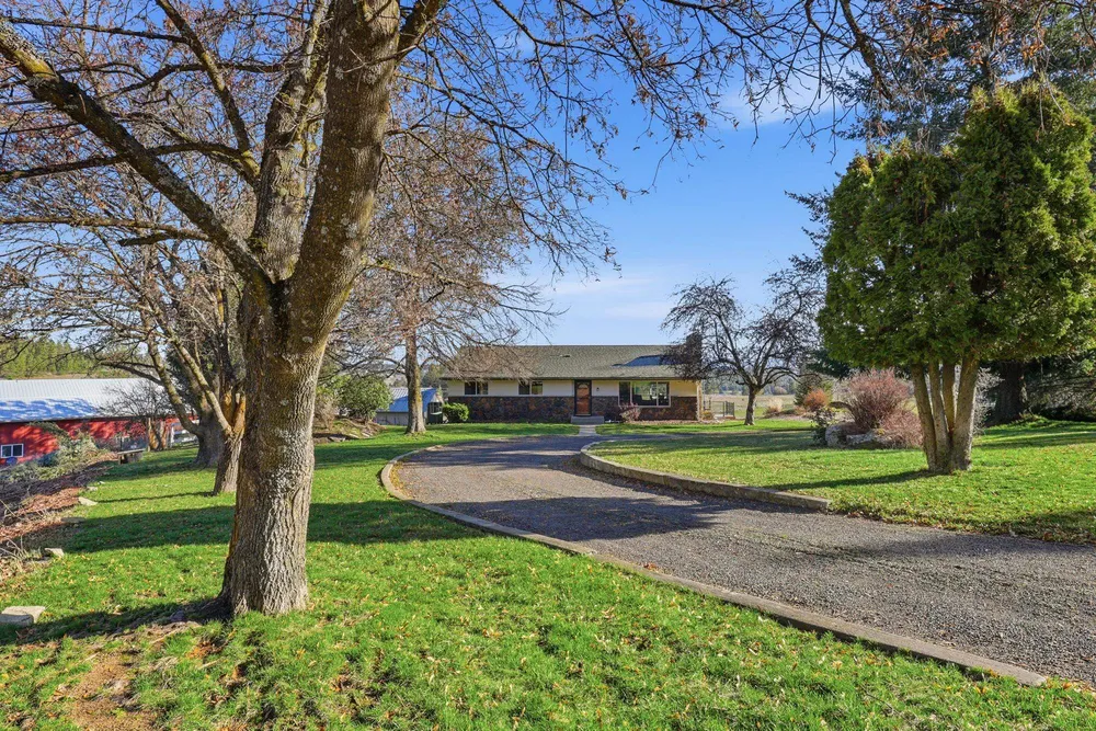 2416 W Hazard Rd, Spokane, WA 99208