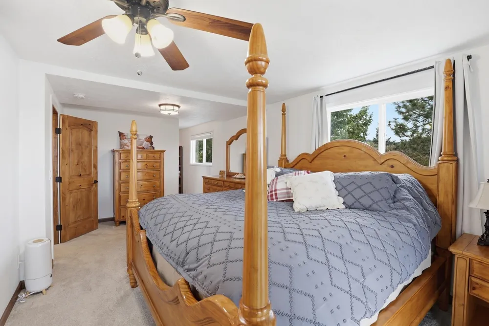 2416 W Hazard Rd, Spokane, WA 99208