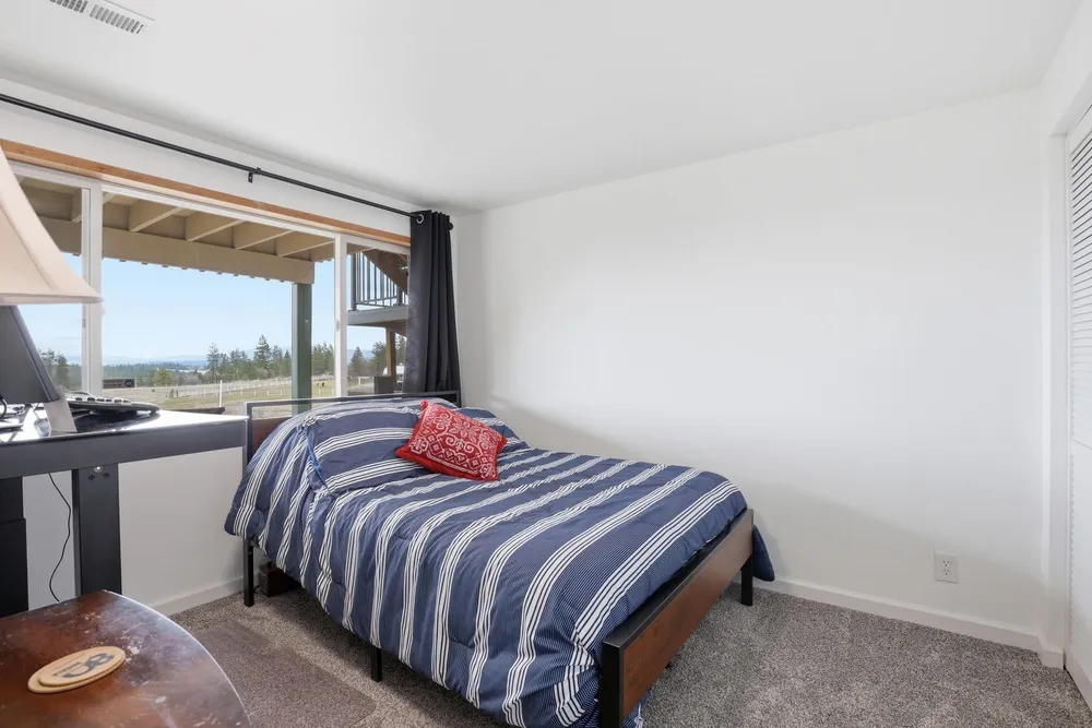 2416 W Hazard Rd, Spokane, WA 99208