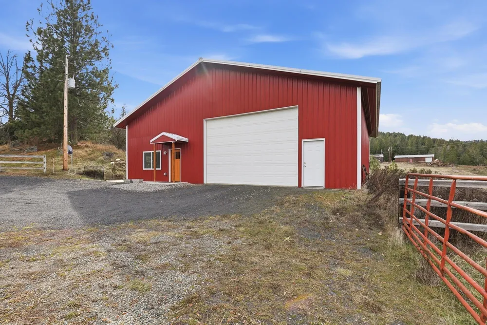 2416 W Hazard Rd, Spokane, WA 99208