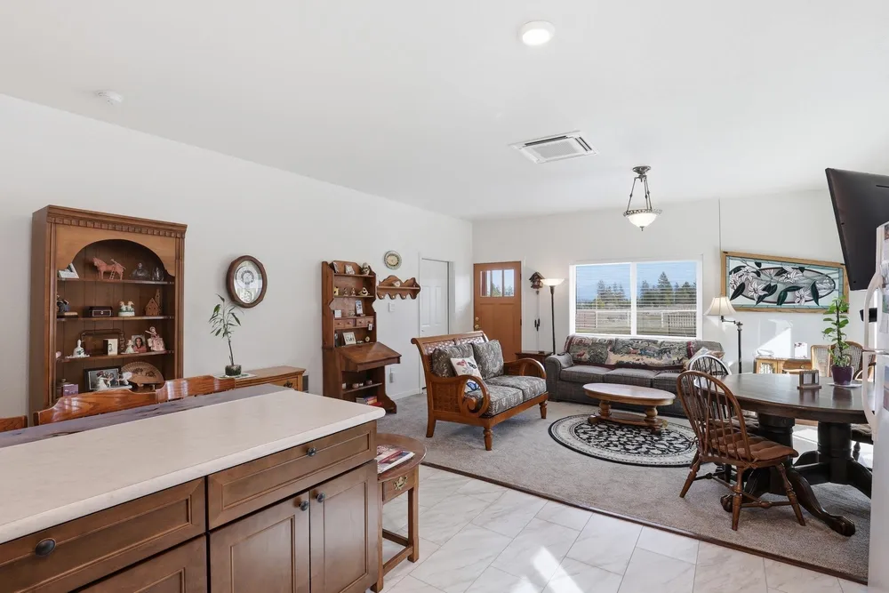 2416 W Hazard Rd, Spokane, WA 99208