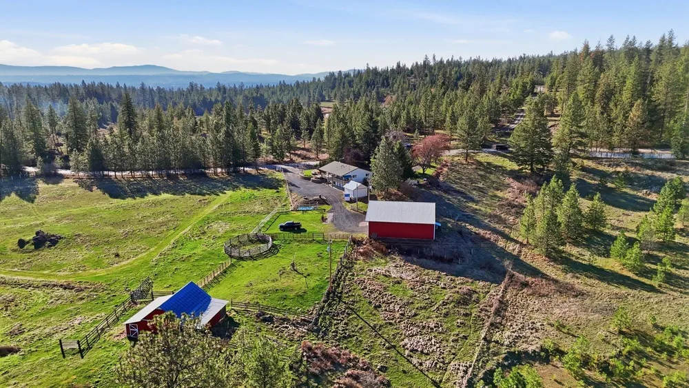 2416 W Hazard Rd, Spokane, WA 99208