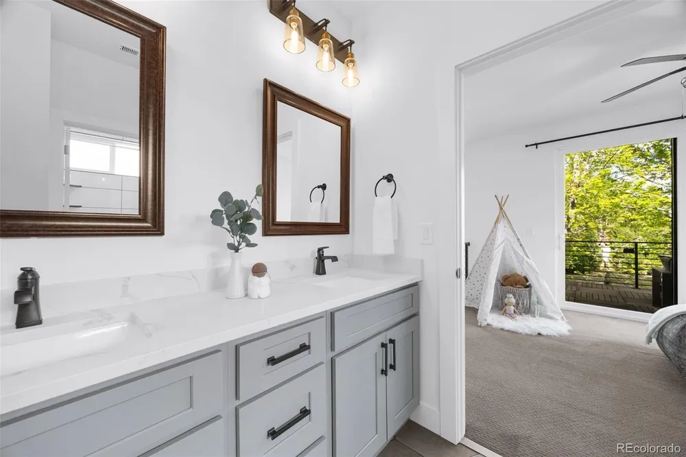 1179 S Jackson St, Denver, CO 80210