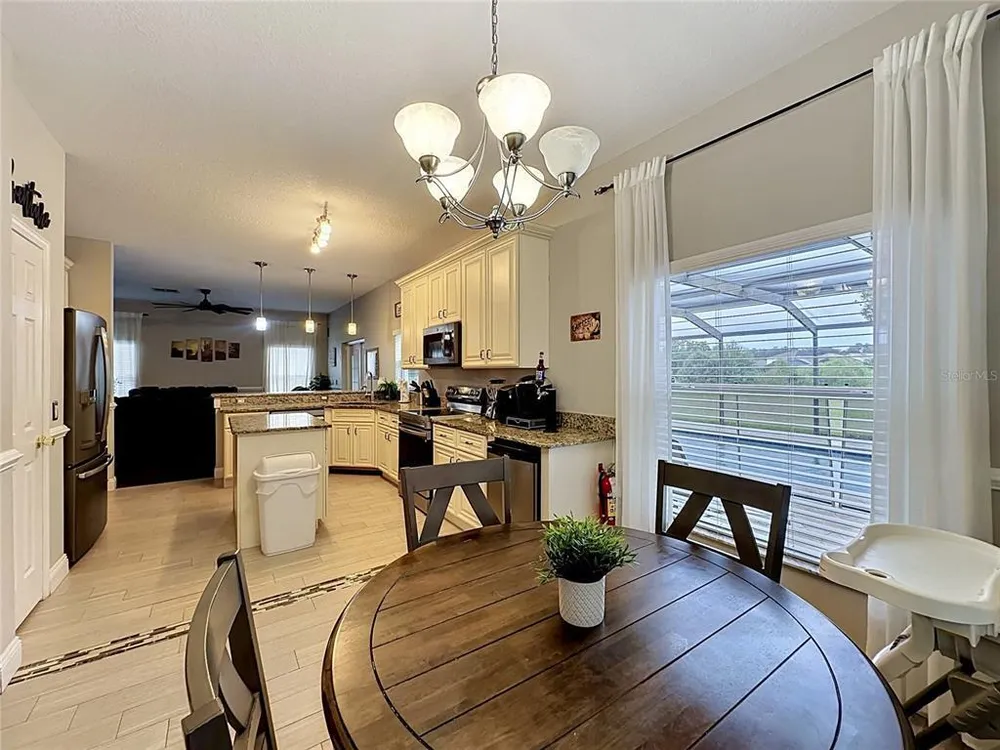 735 Kildrummy Dr, Davenport, FL 33896
