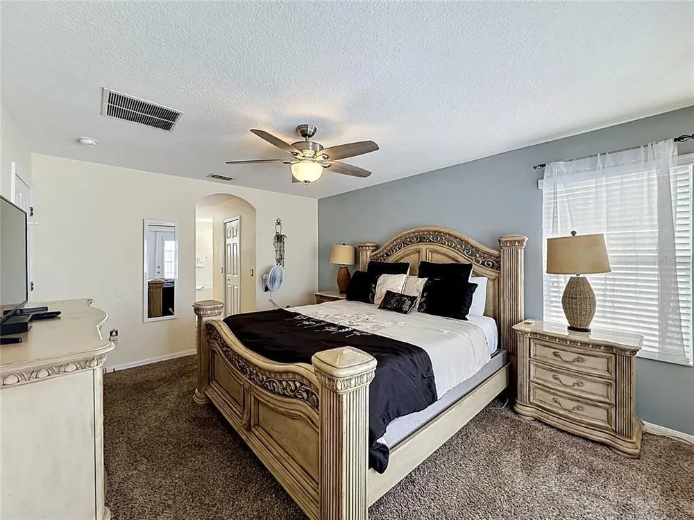 735 Kildrummy Dr, Davenport, FL 33896